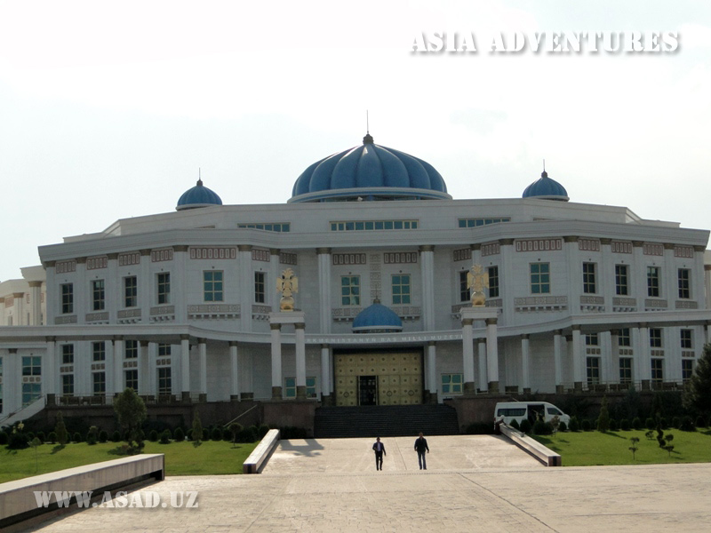 Национальный Музей Туркменистана