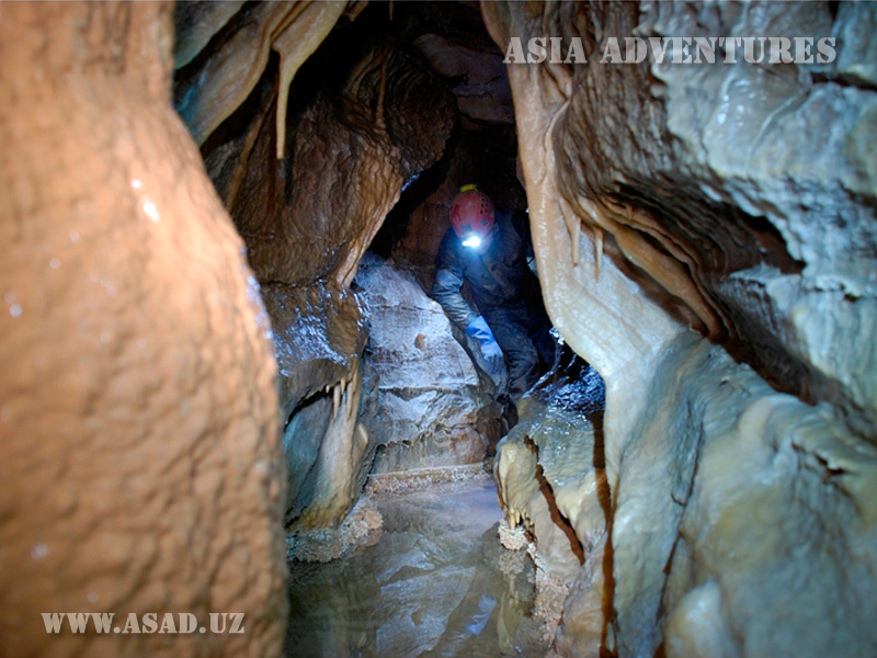 Gissar-Höhle