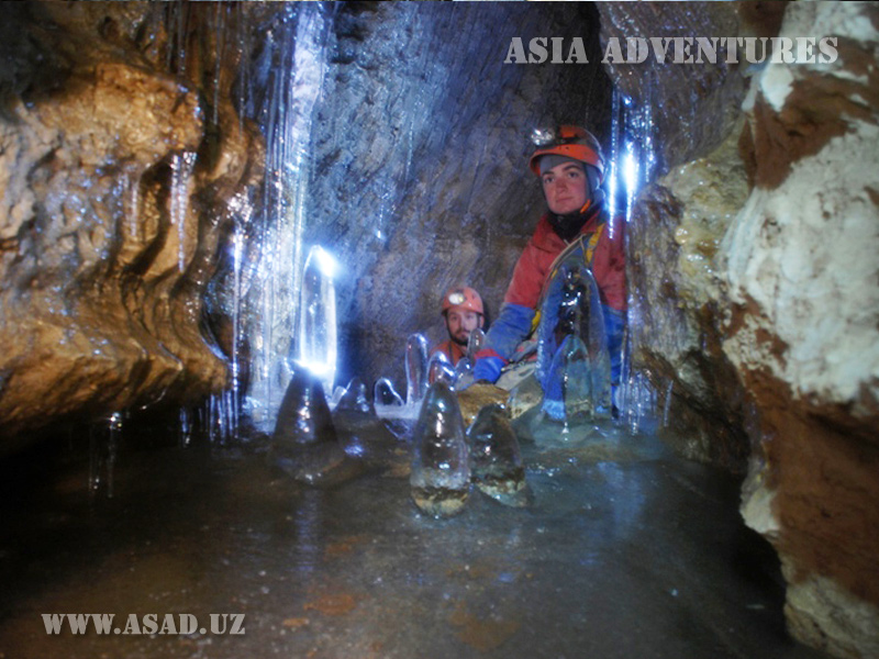 Größten Höhlen in Usbekistan