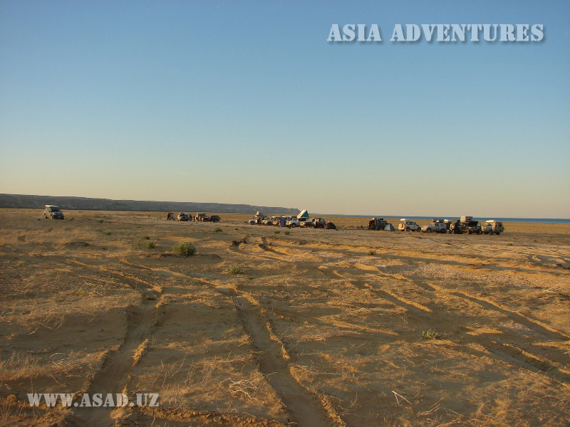 On Jeeps to Aral Sea through Kizil-kums