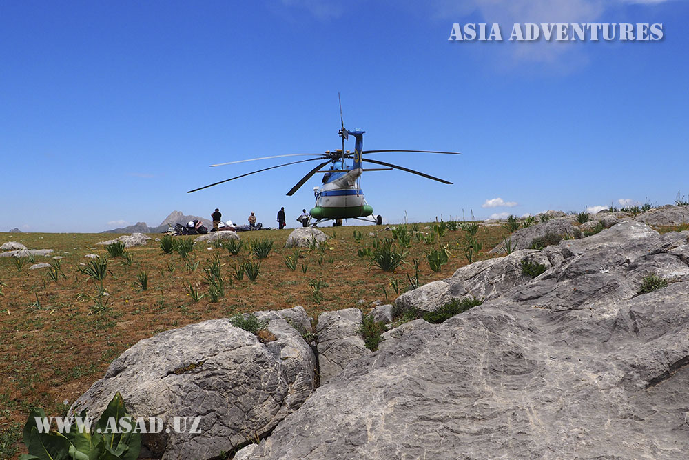 На вертолете к плато Пулатхан