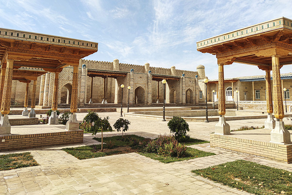 The Palace of Nurullah - Bai