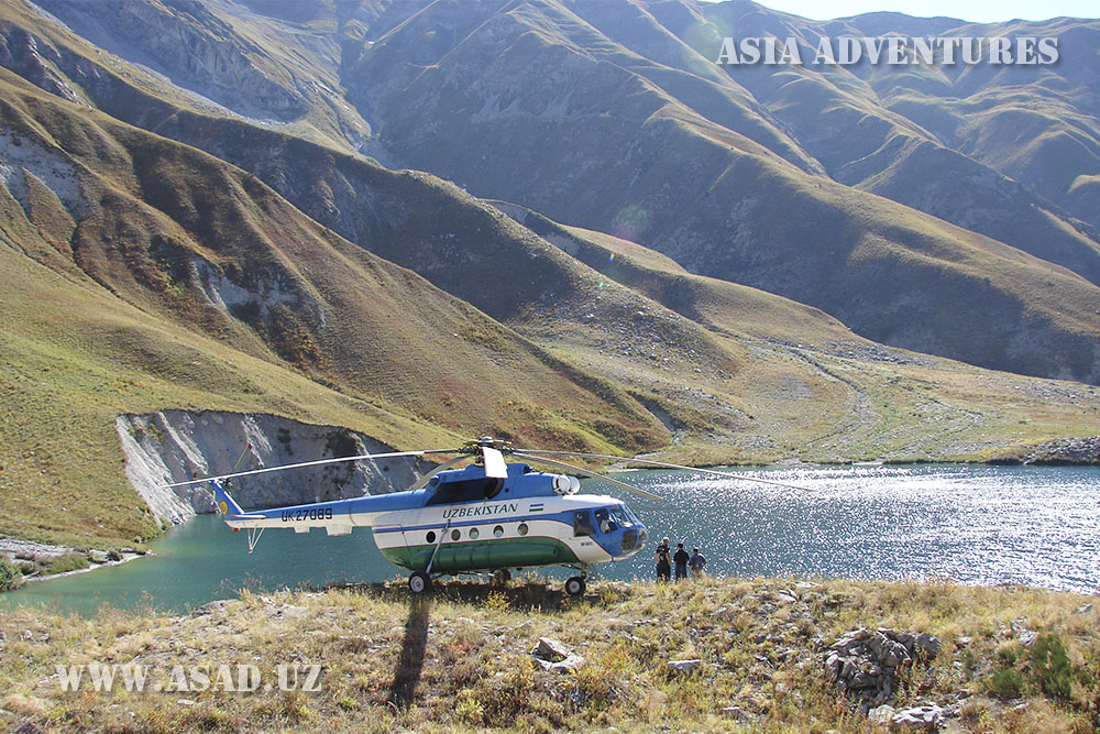 On the helicopter to Ikhnach lake
