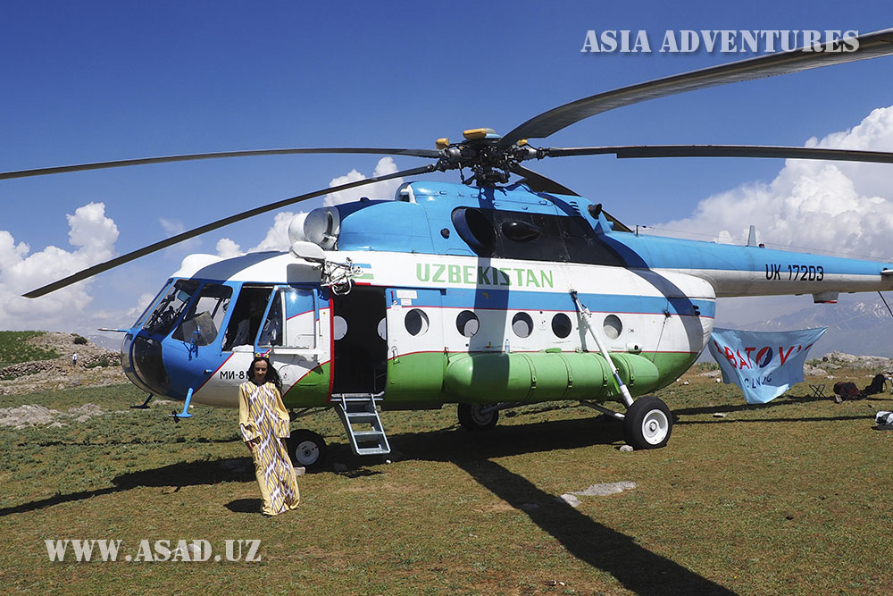 By helicopter to Pulatkhan plateau