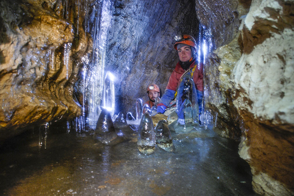 Gissar-Höhle