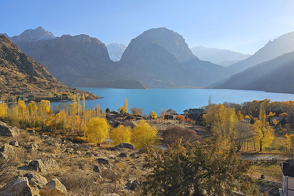 Из Душанбе в Ташкент через Искандеркуль