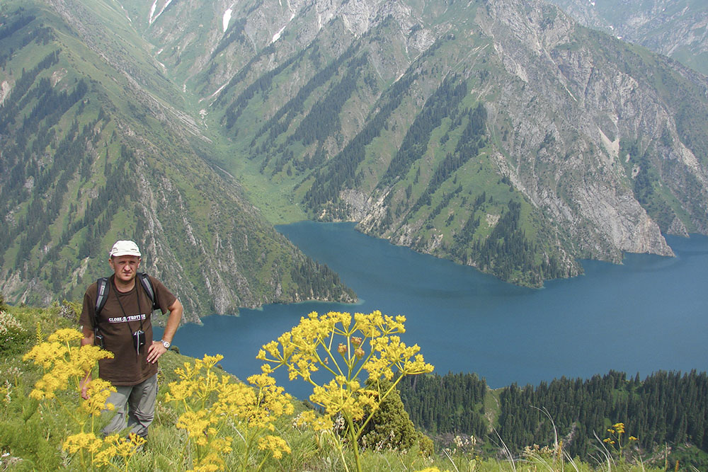 Kyrgyzstan Tour & Travels. By the Lakes of Sary-Chelek. Trekking in Kyrgyzstan. Asia Adventures